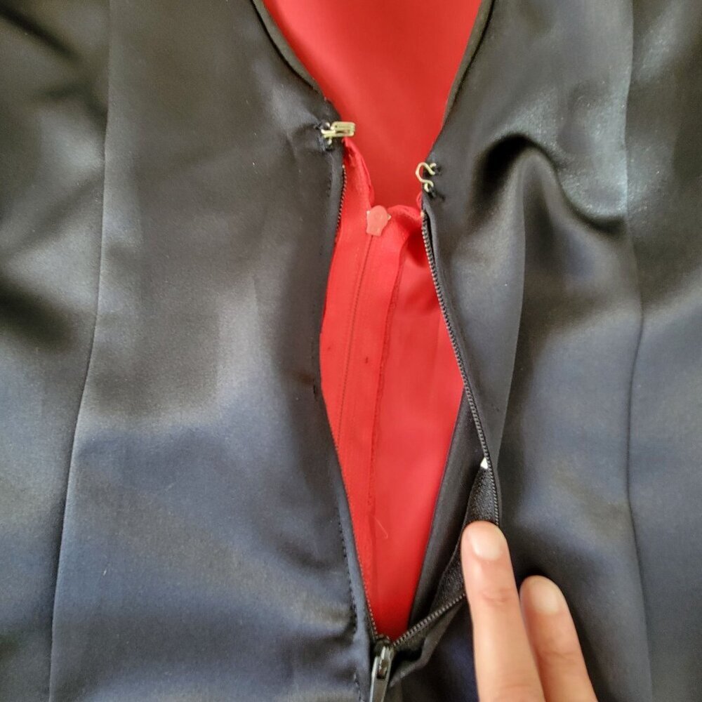 Four Dresses in One. Handmade Unique Black and Red Satiny Dress Size MD-LG - Picture 7 of 16